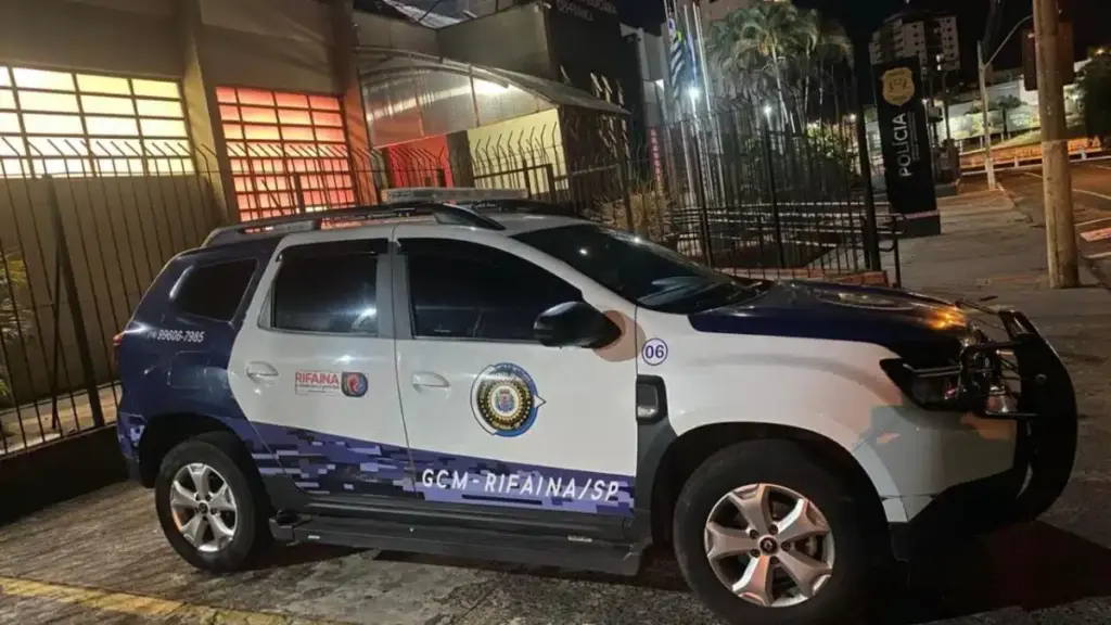 Jovem é esfaqueado durante quermesse na área jovem-e-esfaqueado-durante-quermesse-na-regiao